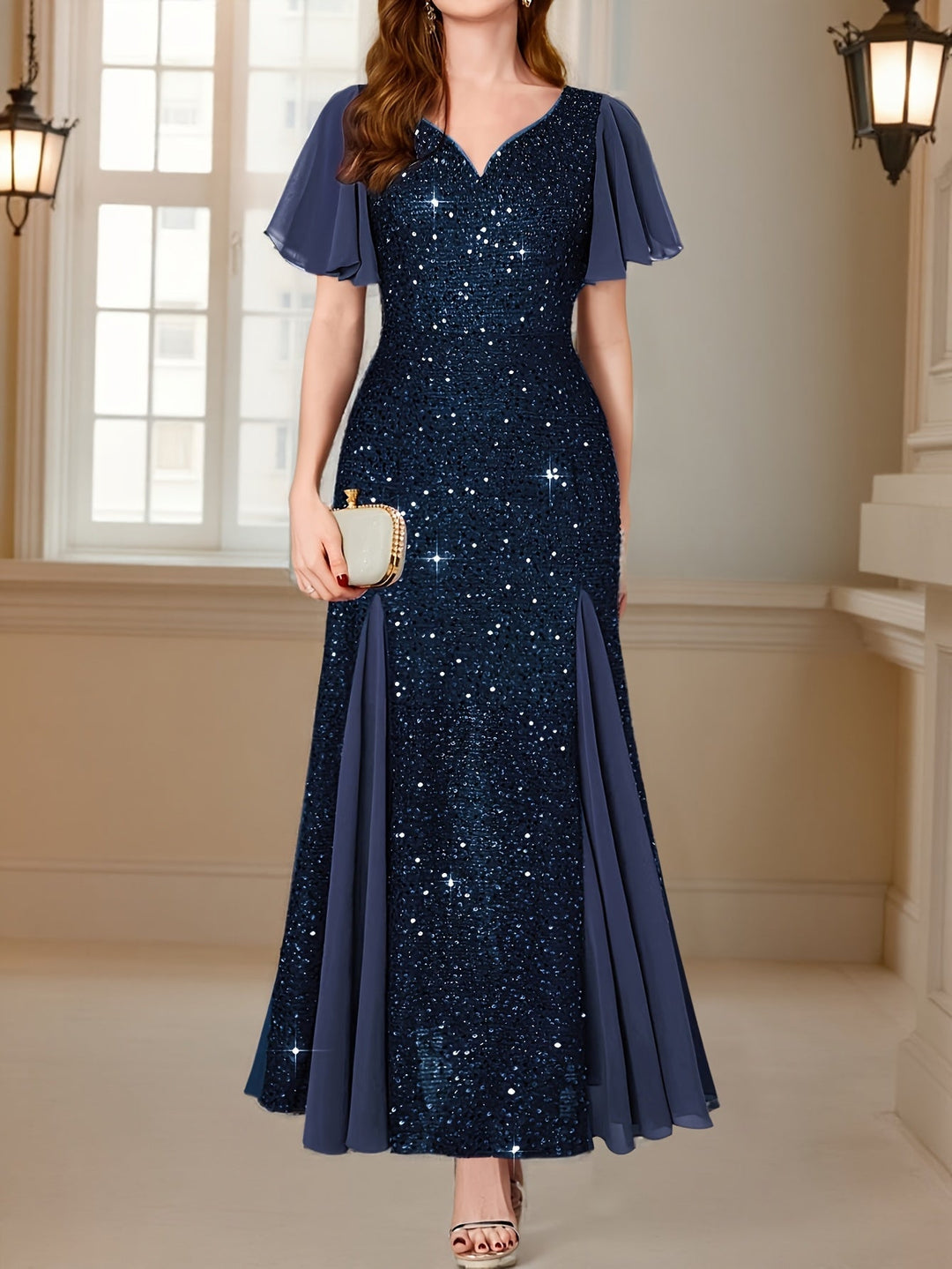 Tineke | Timeless Evening Dress for the Holidays