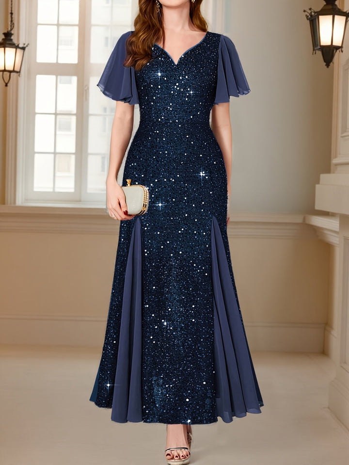 Tineke | Timeless Evening Dress for the Holidays