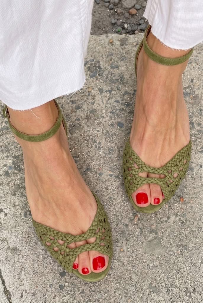 Isadora | Gold Braided Sandals