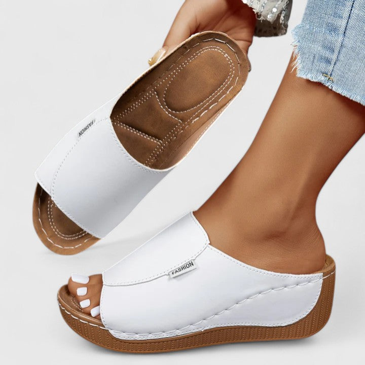 Yke | Orthopaedic Sandals