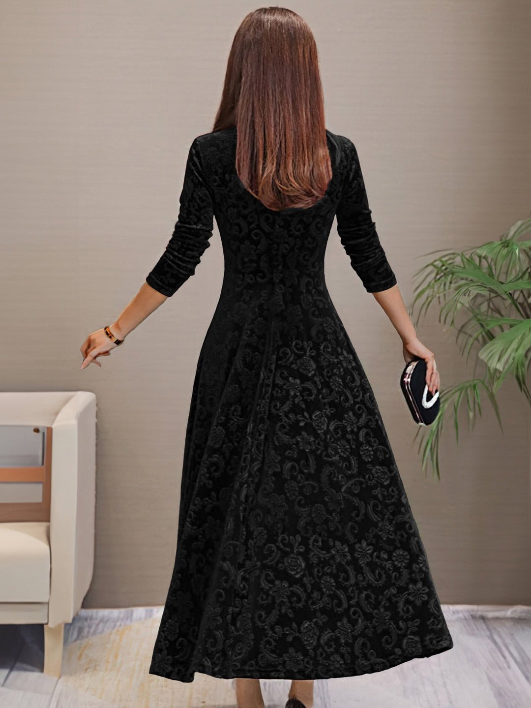 Carine | Elegant Velvet Dress for the Holidays