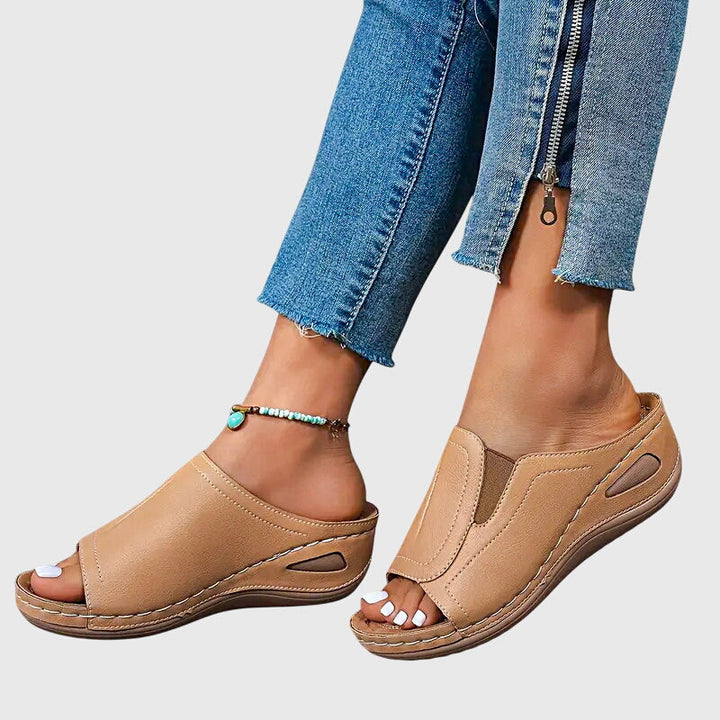 Julia | Orthopaedic Sandals