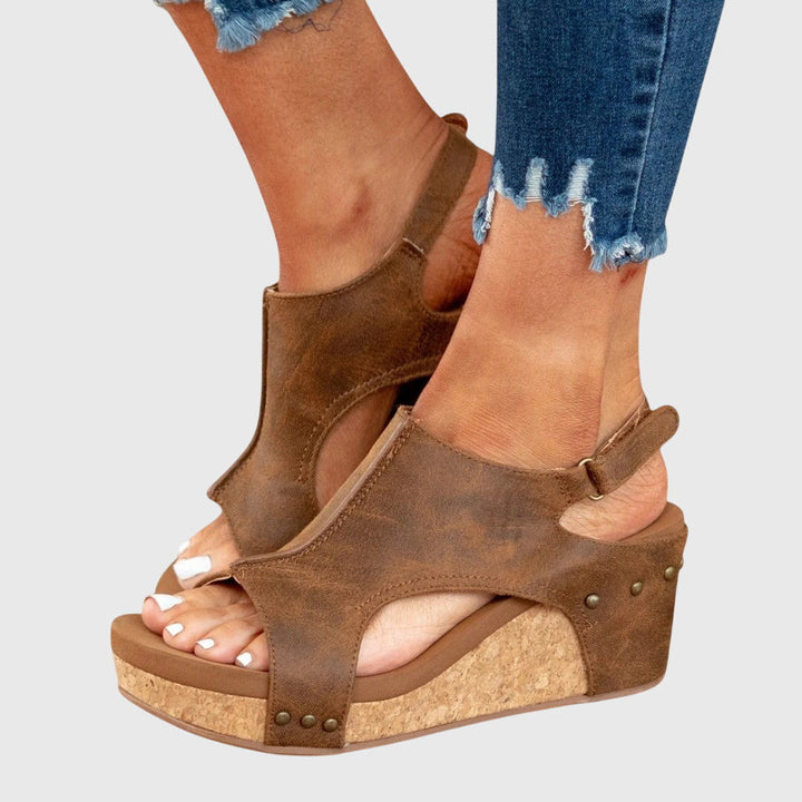 Noa | Orthopaedic Sandals