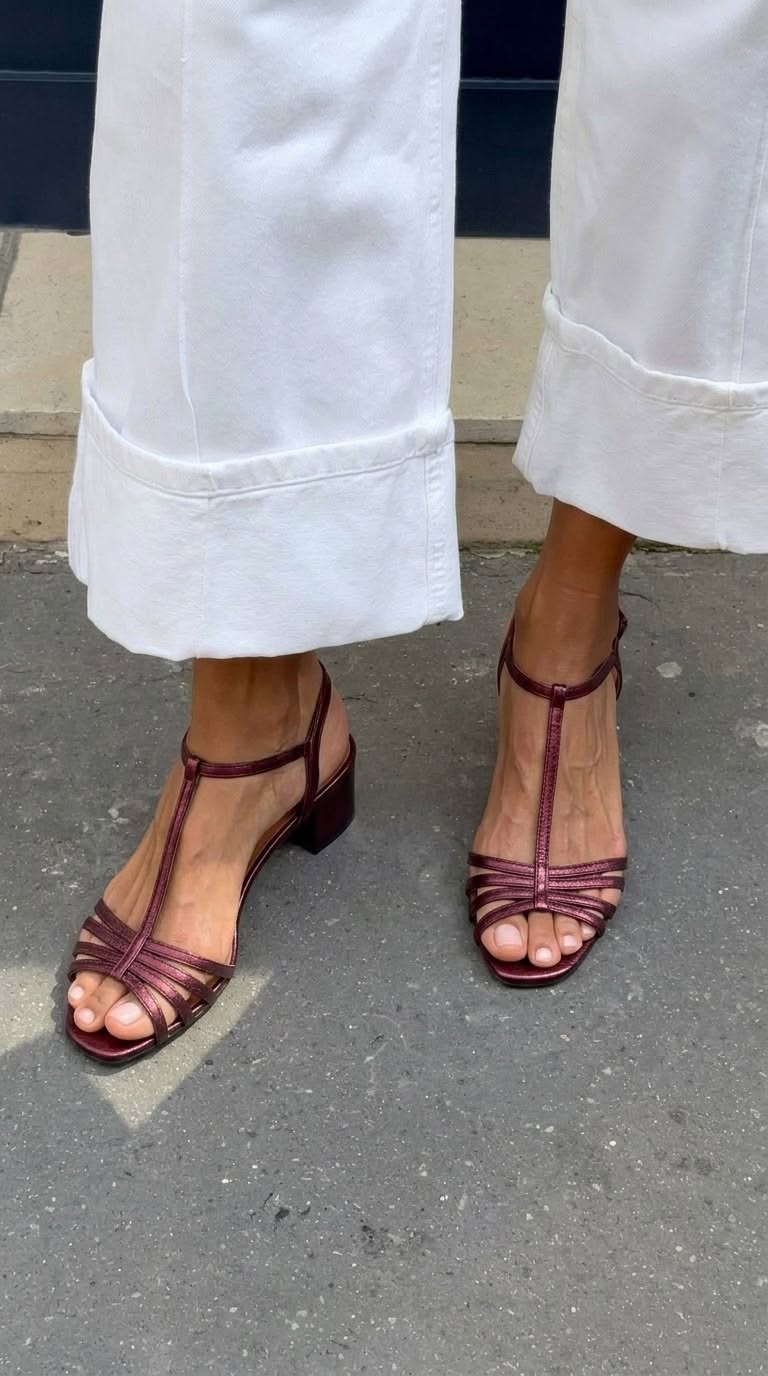 Allegra | Elegant Gold Sandals for Daily Wear