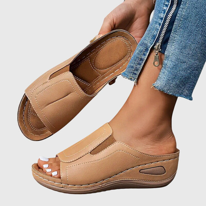 Julia | Orthopaedic Sandals