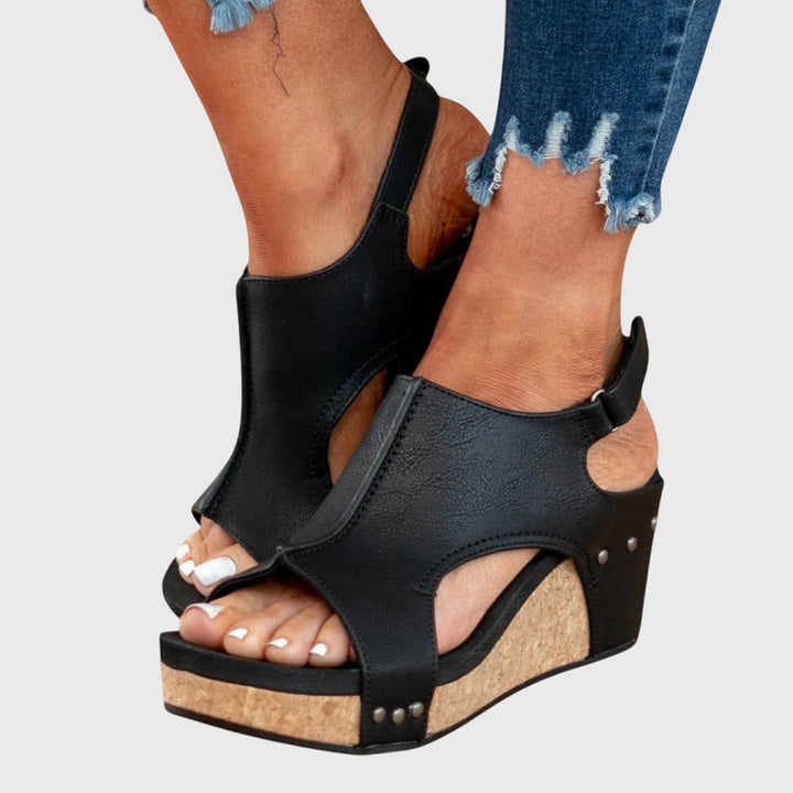 Noa | Orthopaedic Sandals