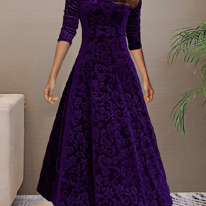 Carine | Elegant Velvet Dress for the Holidays