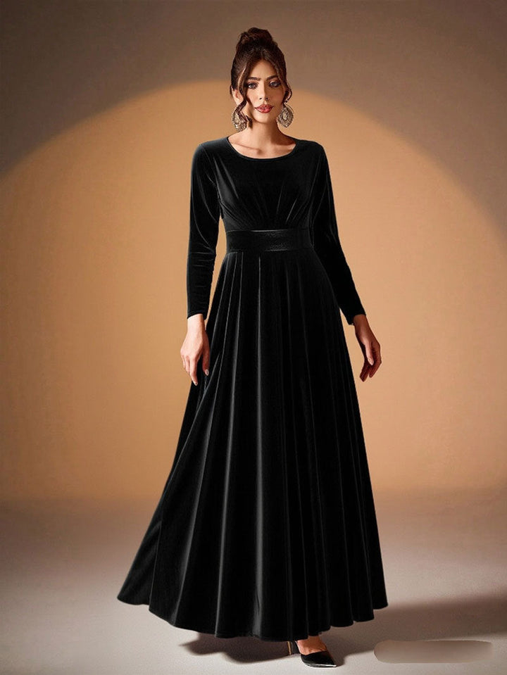 Tilda | Velvet Maxi Dress with Long Sleeves