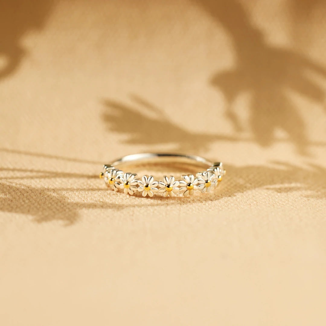 Garden - Luxury Flower Ring