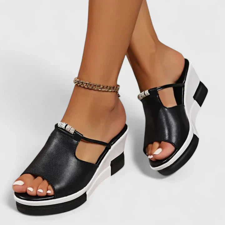 Helene | Orthopaedic Sandals