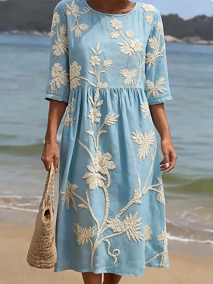 Héloïse - Casual ladies' dress with floral print.