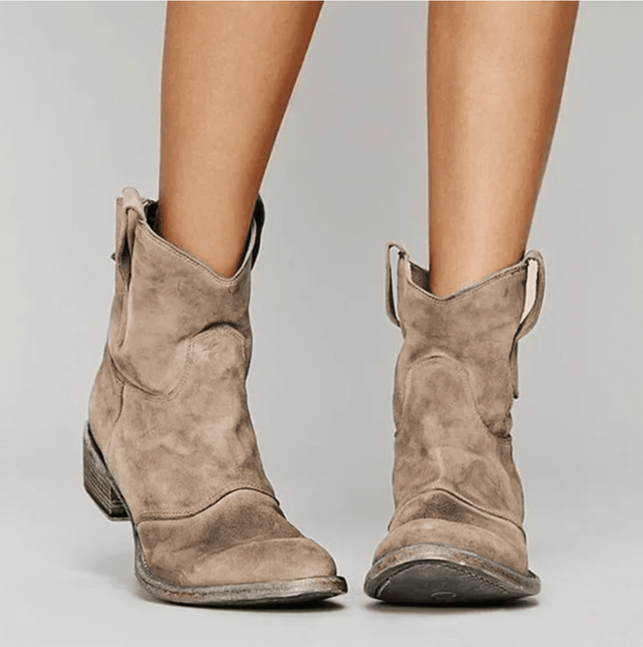 Loes | Orthopaedic Suede Boots