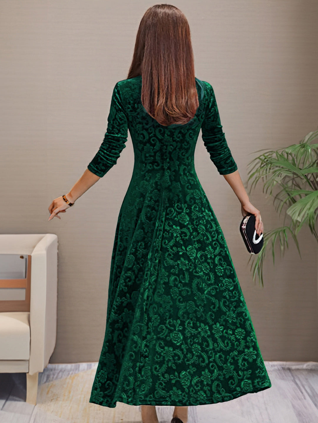 Carine | Elegant Velvet Dress for the Holidays