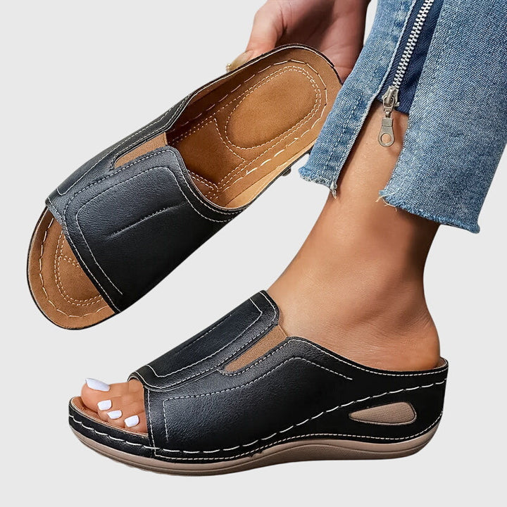 Julia | Orthopaedic Sandals