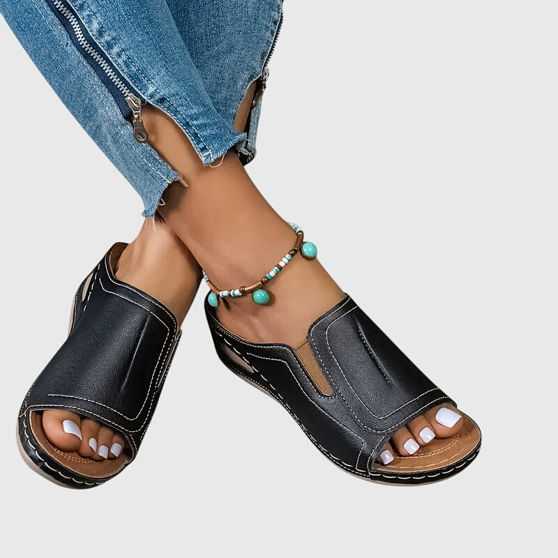 Julia | Orthopaedic Sandals