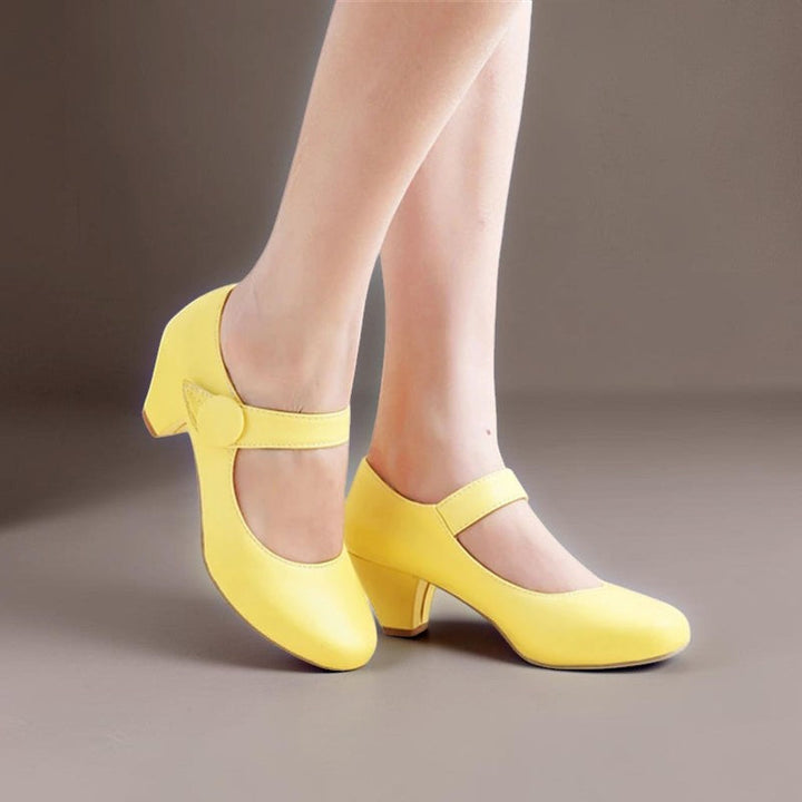 MAAIKE | MARY JANES WITH ADJUSTABLE BLOCK HEEL