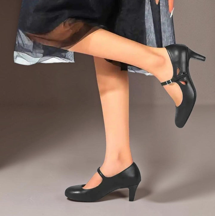 DELACROIX | Black Closed-Toe Pumps Sylvie