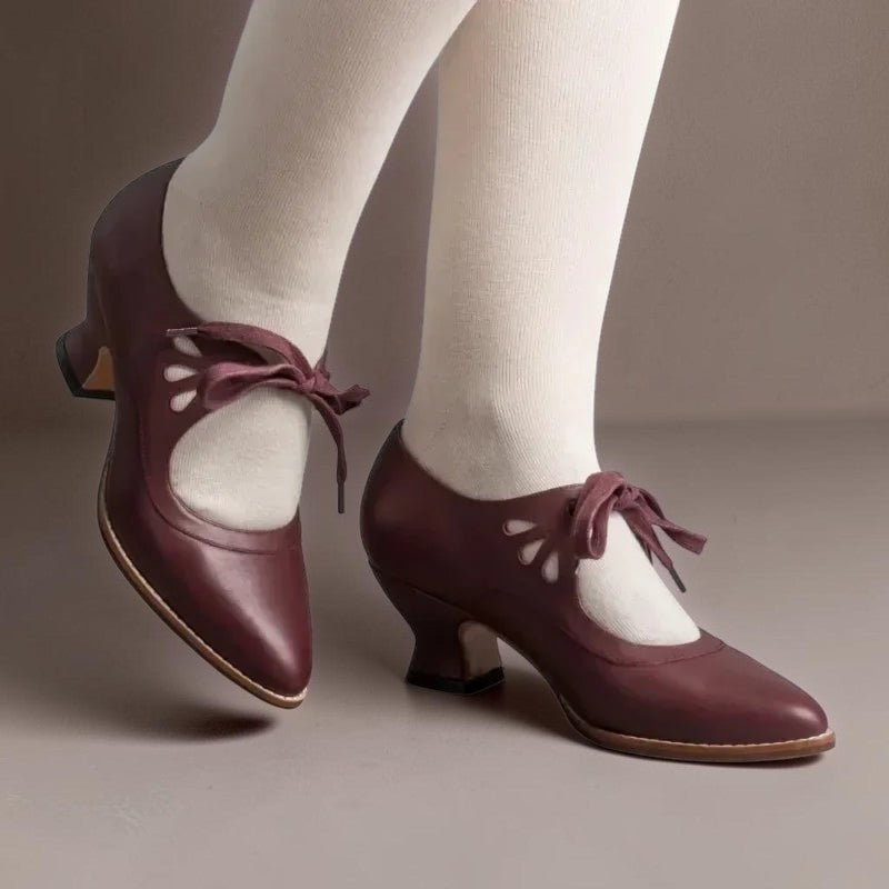 VERA | HEELS WITH LACE-UP CLOSURE